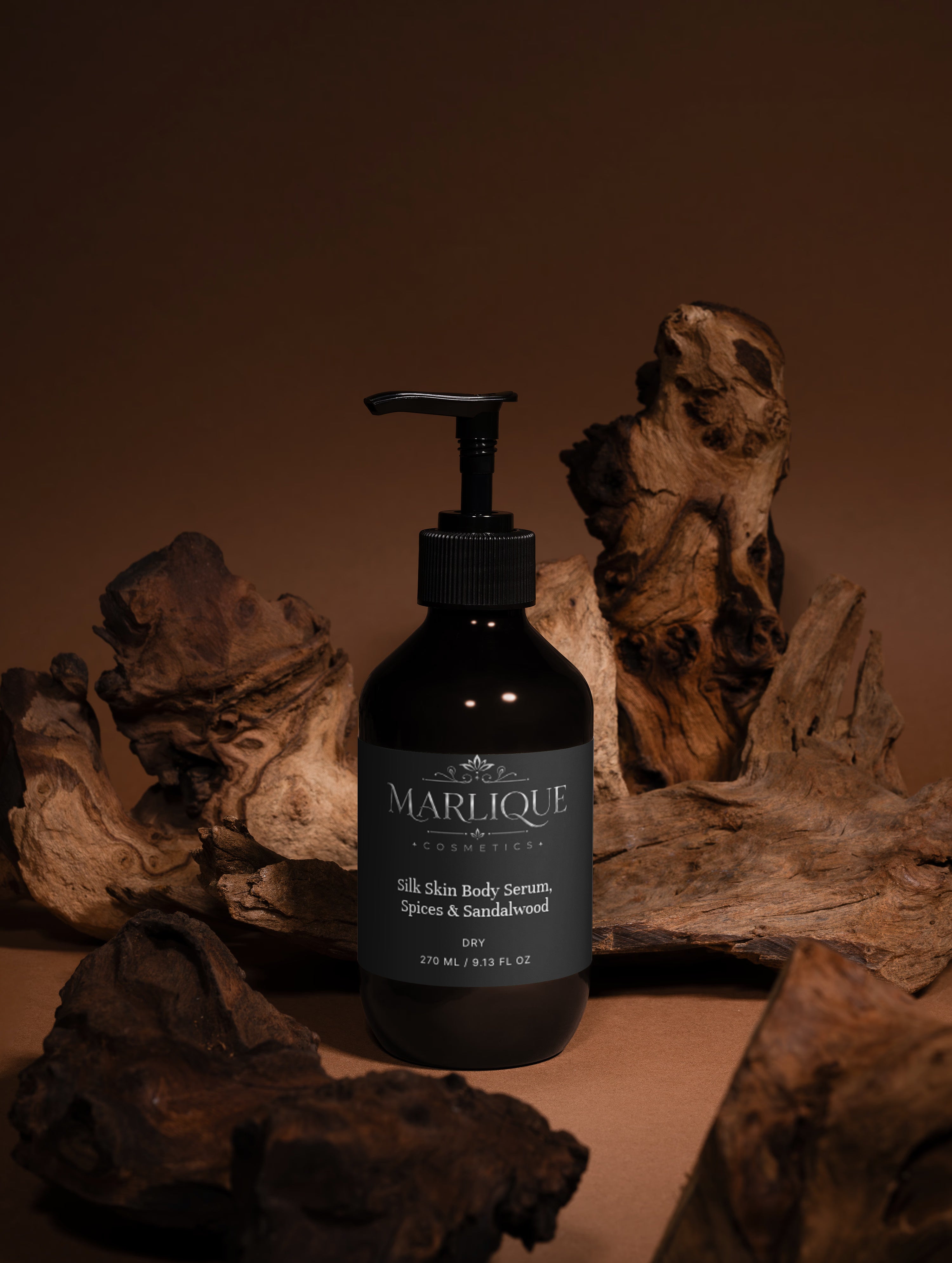 Seidiges Body Serum mit Gewürzen & Sandelholz Selfnamed
